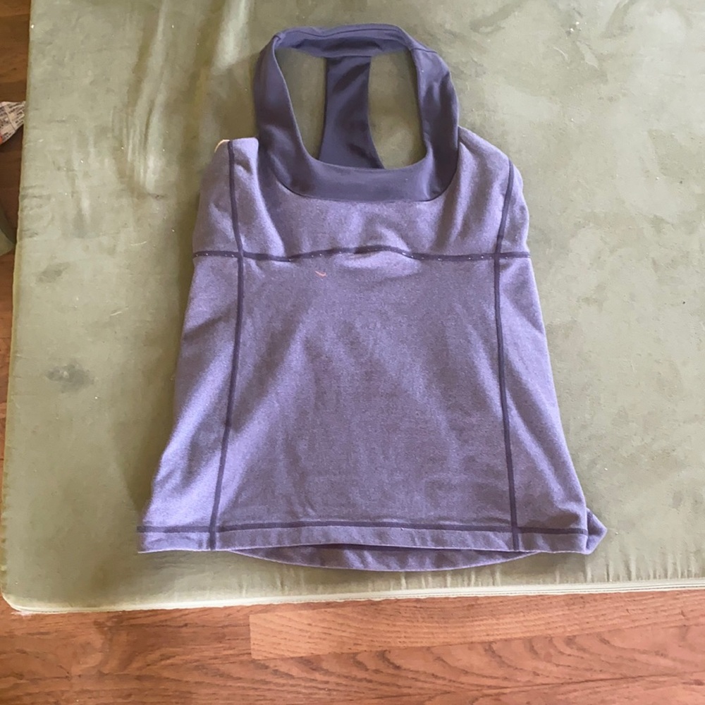 Lululemon Scoop Neck Tank. Like new condition!